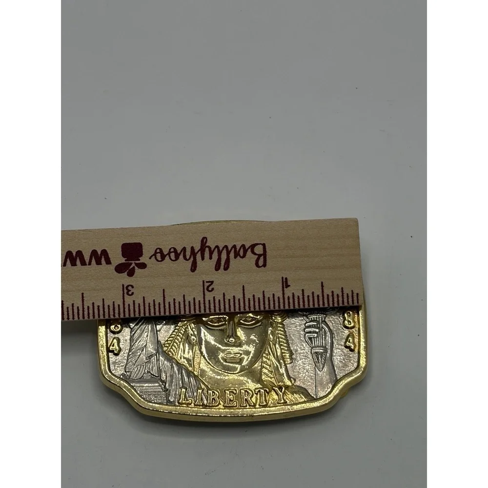 100 YEARS STATUE OF LIBERTY 1884-1984 BELT BUCKLE Limited Edition #5384‎ Liberty